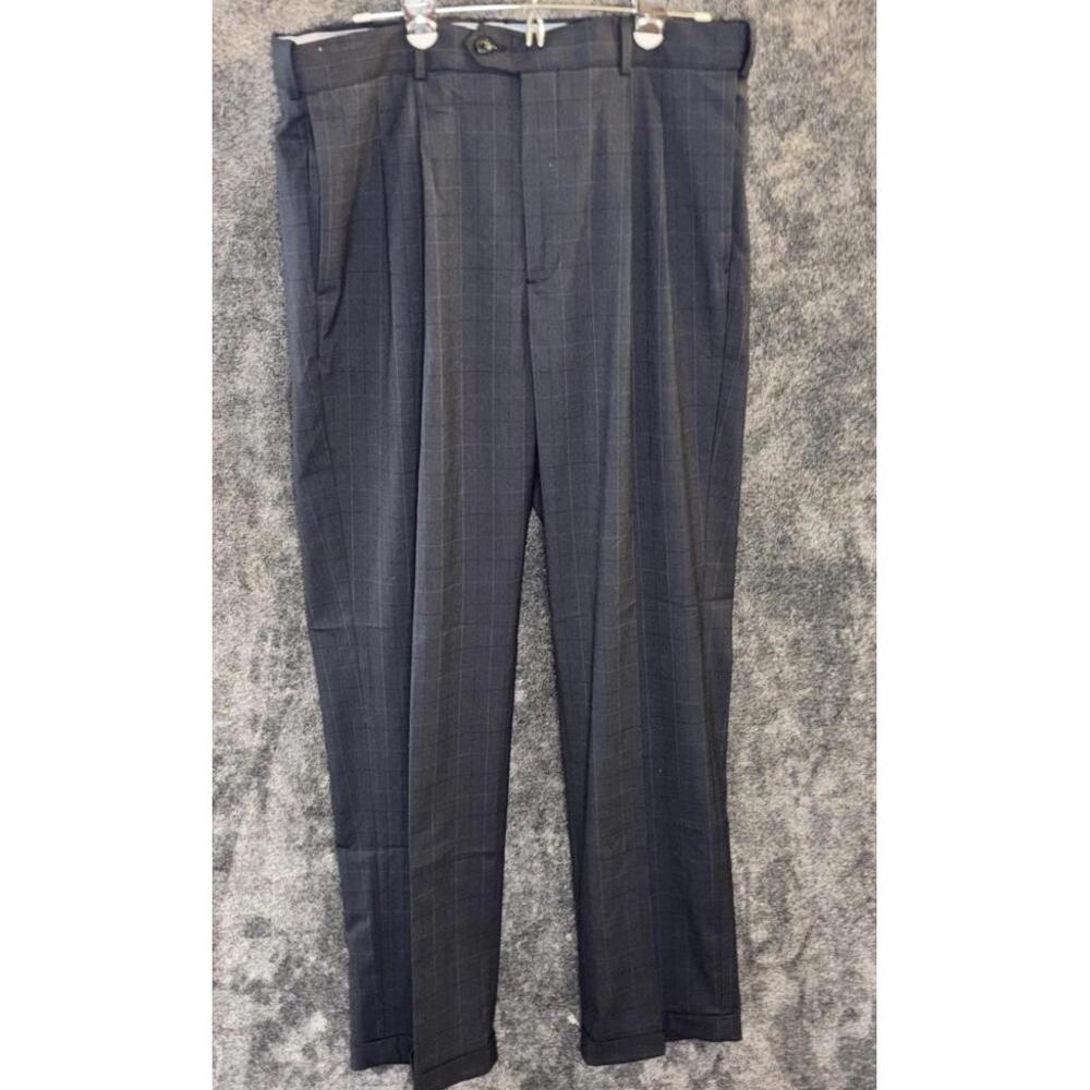 Roundtree‎ & Yorke 34x32 Navy Pinstripe Pleated Pants